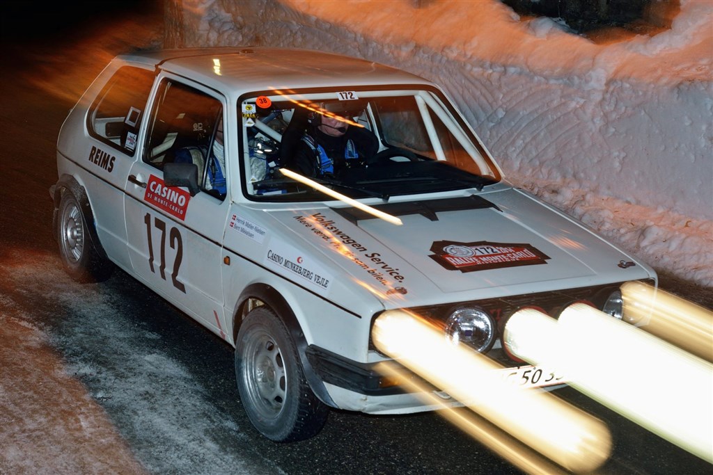 Bent Mikkelsen og Henrik Møller-Nielsen fik tændingsproblemer med deres VW Golf GTI. Dermed faldt de tilbage fra nr. 39 til 123.
(Foto: Michael Eisenberg, Intercom)